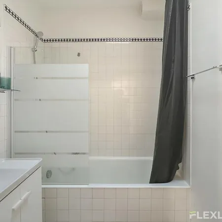 Flexliving - Whole Flat - Bausset Appartamento Parigi