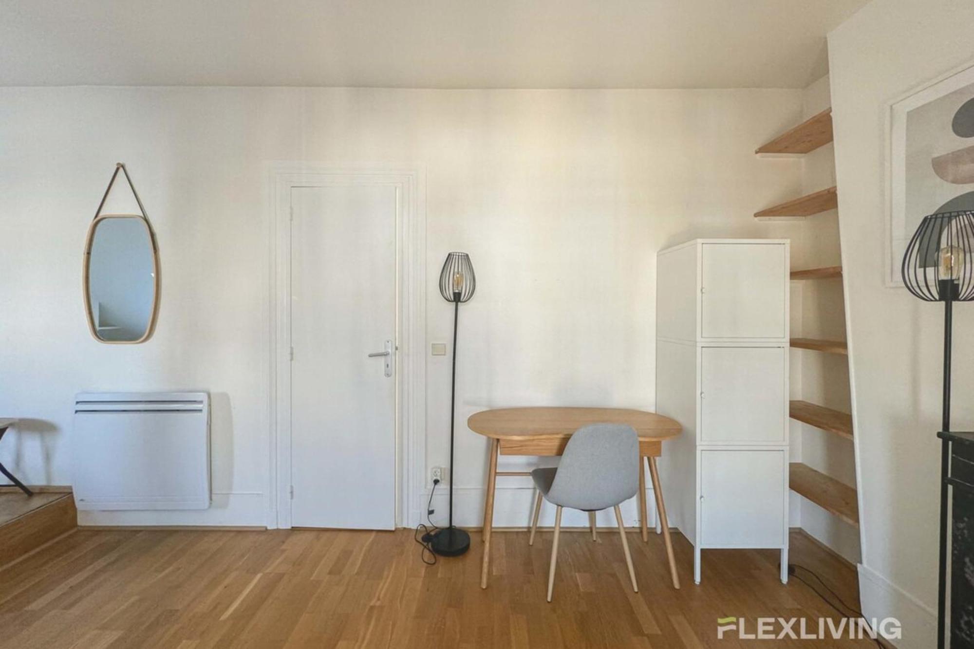 Flexliving - Whole Flat - Bausset Apartment